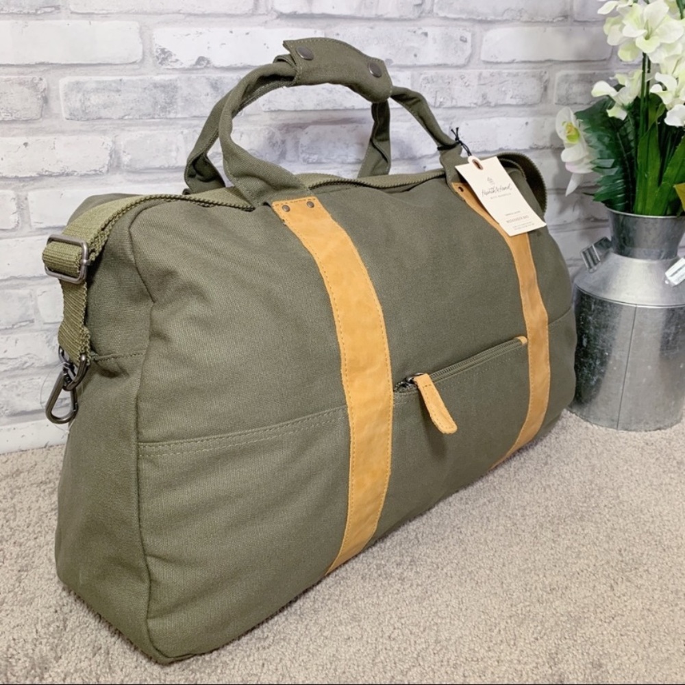 Hearth & Hand Weekender Bag Olive Green - NWT - Picture 4 of 8
